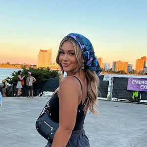 Meet your Posher, Gabby